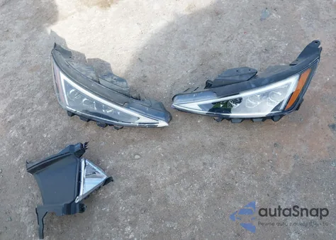 2019 Hyundai Elantra Limited from USA, damaged, VIN 5NPD84LF2KH482025